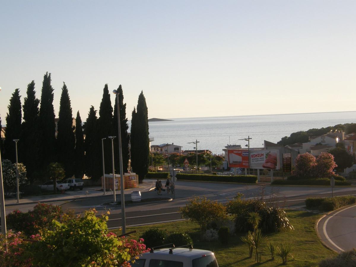 Apartment Lele Primošten Εξωτερικό φωτογραφία