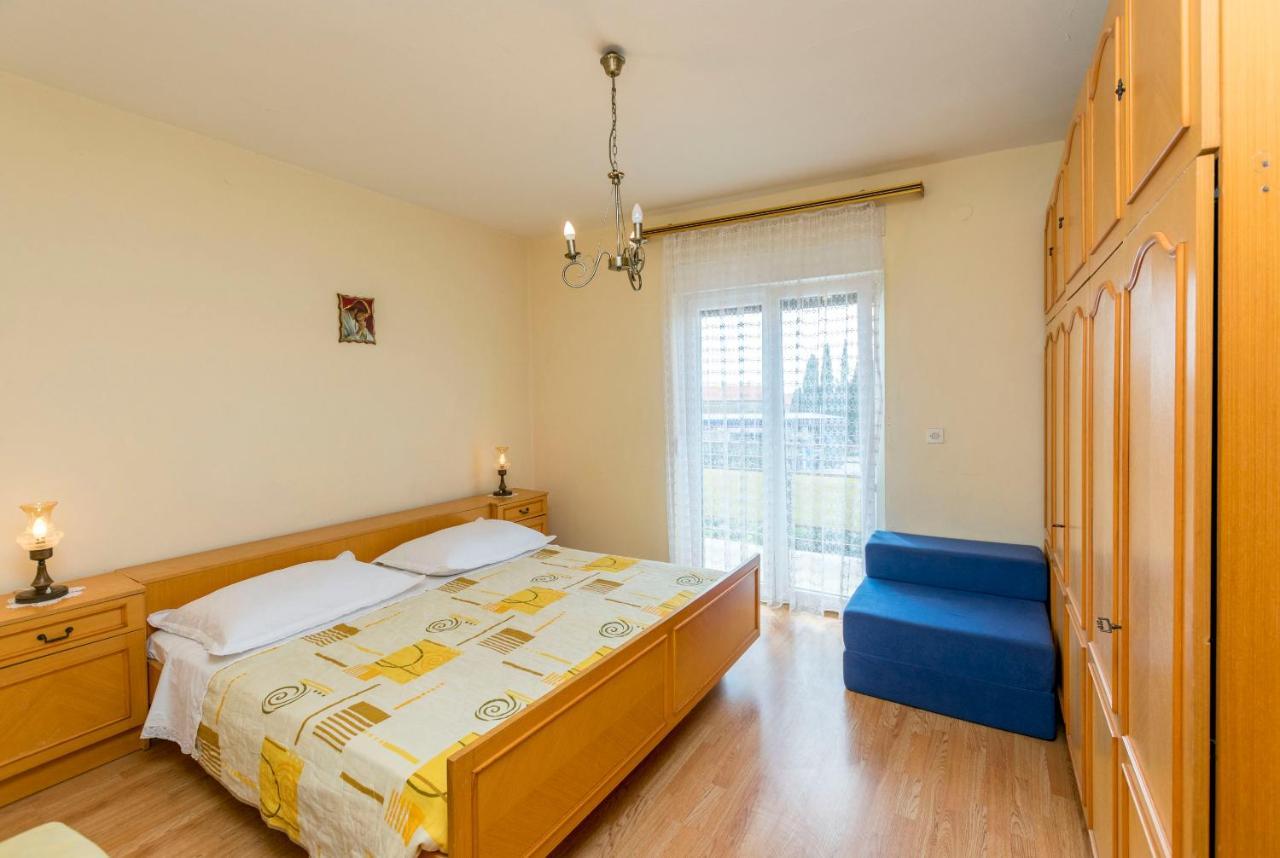 Apartment Lele Primošten Εξωτερικό φωτογραφία